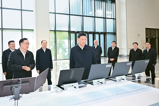习近平：一体推进教育科技人才发展